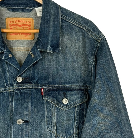 Levi’s Men’s Trucker Denim Jacket – Size XL - Picture 5 of 14